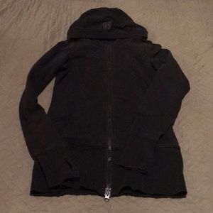 Size 4 lululemon jacket